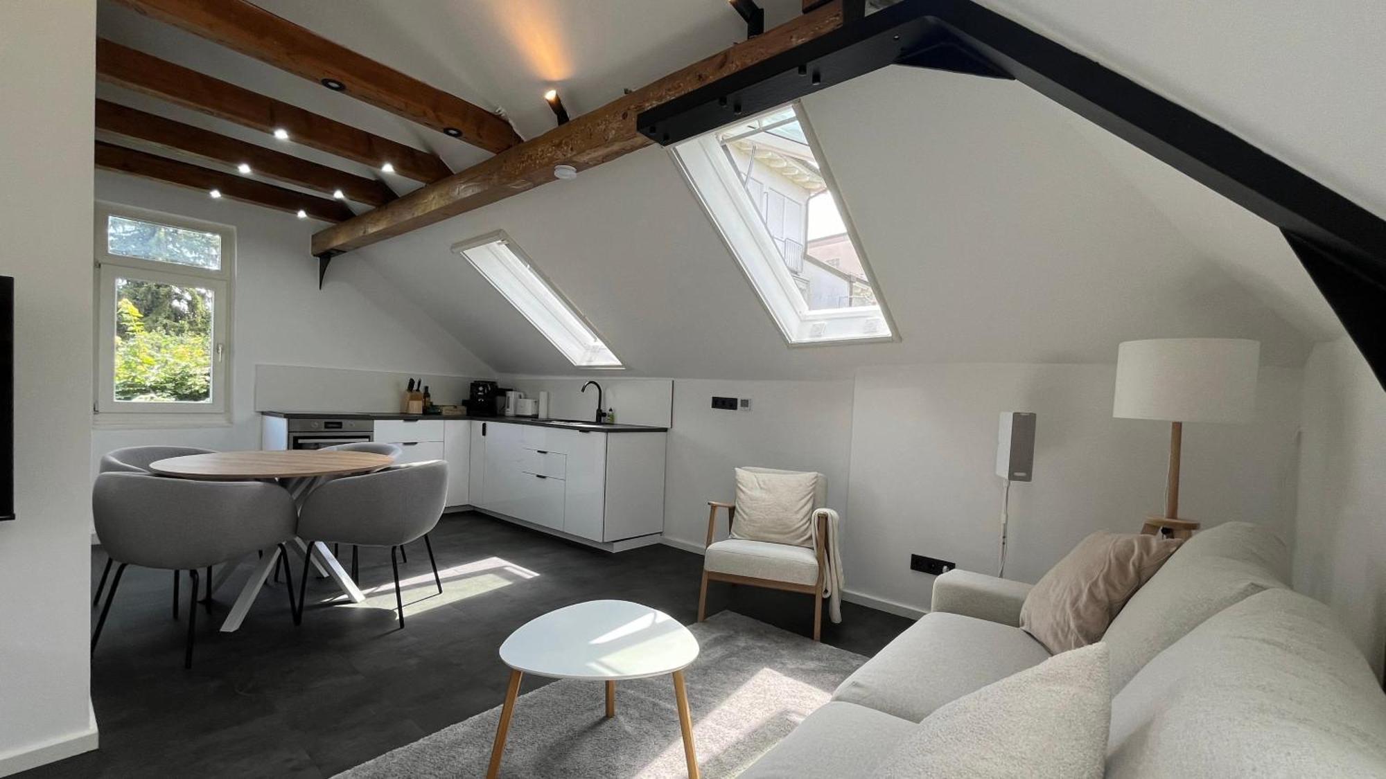 Ludwigshome - Zentrale Lage, Luxusbad, Workspace, Klima Ludwigsburg Dış mekan fotoğraf